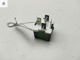 реле (прочие) Peugeot 2008 1 поколение 2015, 1.2 л., бензин, МКПП, чёрный, внедорожник 5 дв., 9620725080