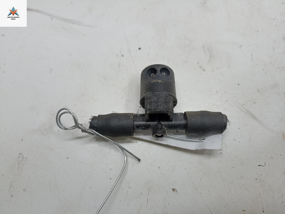 форсунка омывателя лобового стекла Opel Vectra C 2003, 1.8 л., бензин, МКПП, серый, седан, 9221637 - фото №1