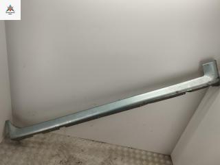 Накладка на порог наружная правая Mitsubishi Space Star 1 поколение [рестайлинг] 2003, зелёный, минивэн, MR911134