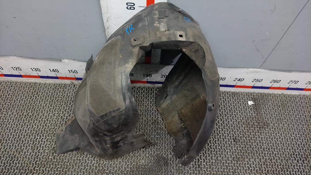 Подкрылок передний правый Opel Zafira 3 поколение (C) 2015, 1.6 л., дизель, МКПП, минивэн - фото №1