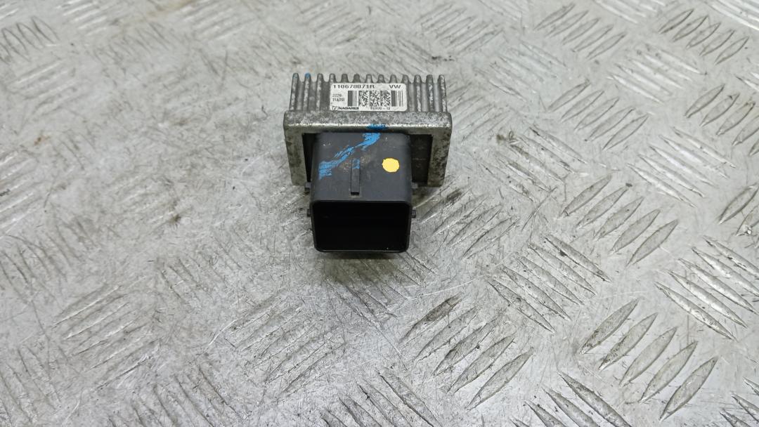 реле накала свечей Renault Scenic 4 поколение 2017, 1.5 л., дизель, МКПП, минивэн, 110678071R - фото №1