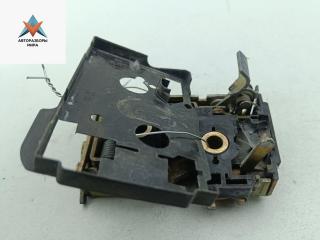 замок двери задней правой Volkswagen Passat B4 1995, 1.6 л., бензин, МКПП, синий, универсал, 357839016D