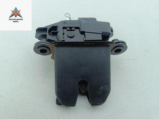 замок багажника Skoda Roomster 1 поколение 2008, фургон, 5J0827501B