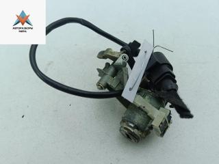 Личинка замка багажника Volkswagen Golf 4 поколение 2002, 1.4 л., бензин, МКПП, чёрный, хетчбэк 5 дв.