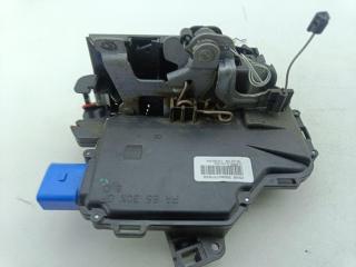 замок двери передней правой Skoda Fabia mk2 (5J) 2009, 1.2 л., бензин, МКПП, красный, универсал, 3B2837016AB