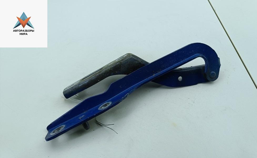 петля капота левая Peugeot 307 1 поколение 2002, синий, хетчбэк 3 дв., 9636473580 - фото №1