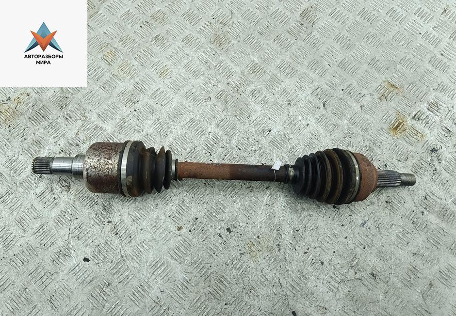 полуось передняя левая (приводной вал, ШРУС) Ford Mondeo 3 поколение 2002, 3.0 л., бензин, МКПП, синий, универсал - фото №1