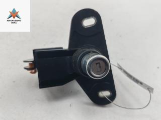 кнопка открытия багажника Opel Vectra B 1995, 1.8 л., бензин, АКПП, жёлтый, седан