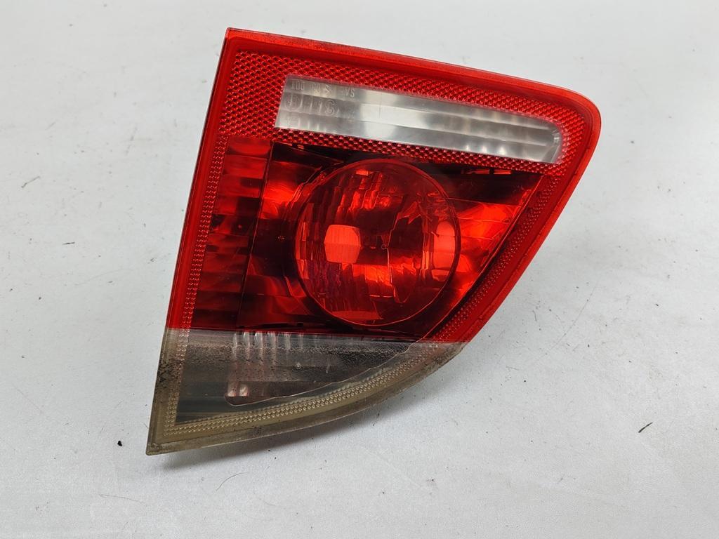 фонарь крышки багажника правый BMW 5 E60/E61 2006, 2.5 л., дизель, АКПП, чёрный, универсал, 6925894