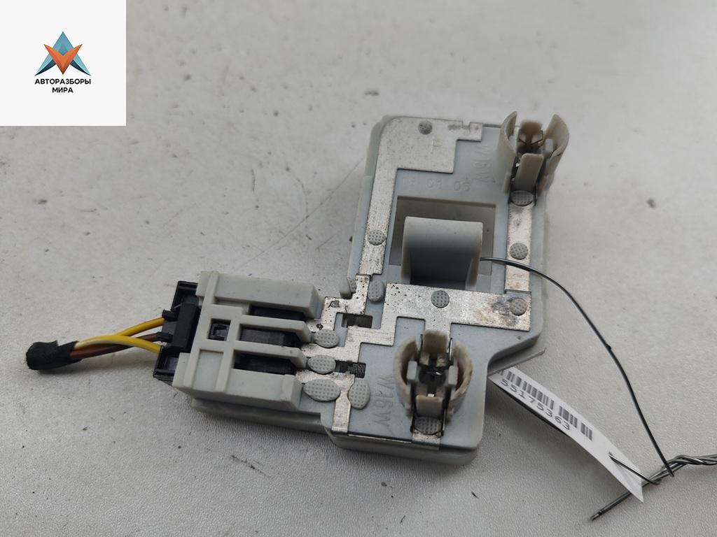 Плата фонаря заднего правого BMW 5 серия E60/E61 2005, 2.5 л., дизель, АКПП, серый, универсал, 6935332 - фото №1