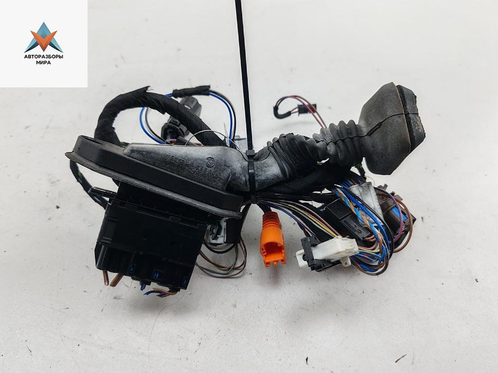 дверная проводка BMW 5 серия E39 1998, 2.0 л., бензин, МКПП, синий, универсал, 8378637 - фото №1