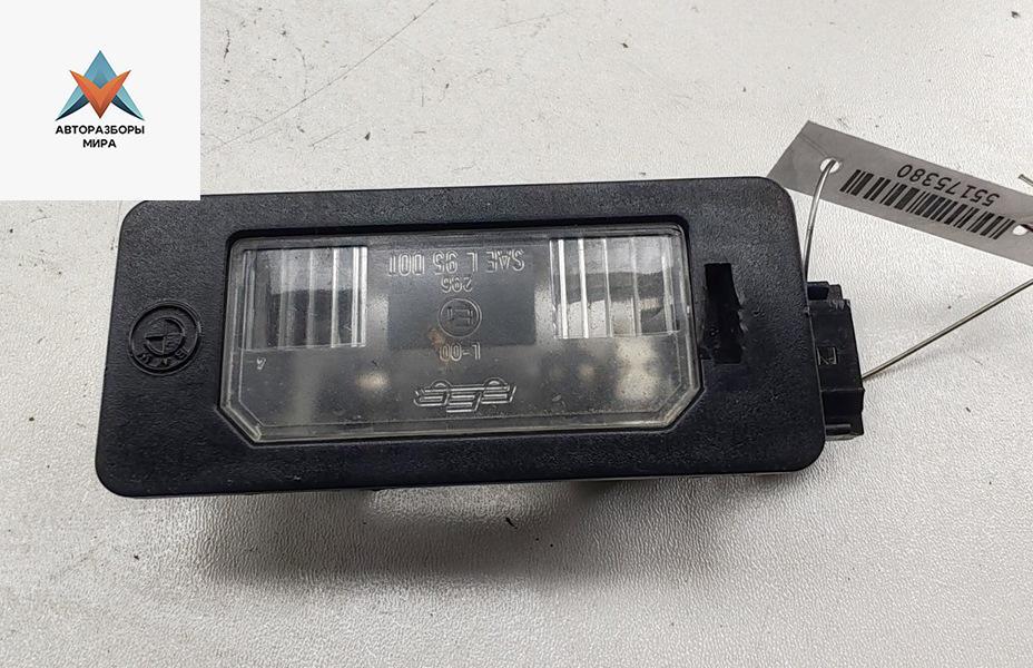 подсветка номера BMW 5 серия E60/E61 2005, 2.5 л., дизель, АКПП, серый, универсал, 7165646 - фото №1