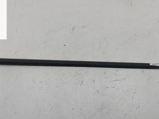 молдинг двери передней правой BMW 3 серия E36 [рестайлинг] 1997, 1.8 л., бензин, МКПП, красный, универсал, 19607320