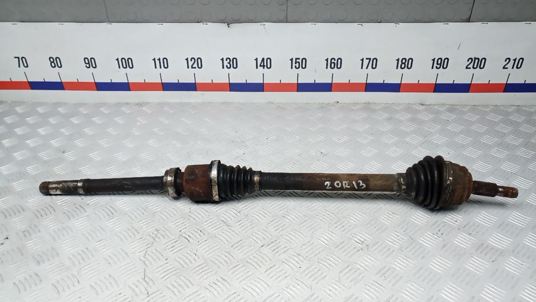 полуось передняя правая (приводной вал, ШРУС) Citroen C4 Grand Picasso 2 поколение 2014, 1.6 л., HDi 8V, дизель, МКПП, минивэн - фото №1