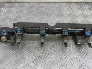 топливная рампа Ford Focus 3 поколение 2011, 1.6 л., бензин, МКПП, хетчбэк 5 дв.