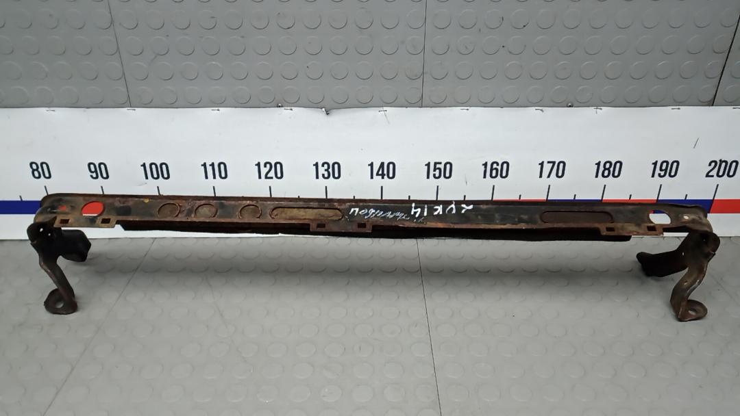 балка под радиатор Ford Focus 3 поколение 2011, 1.6 л., бензин, МКПП, хетчбэк 5 дв., QM5H8A297JJ - фото №1