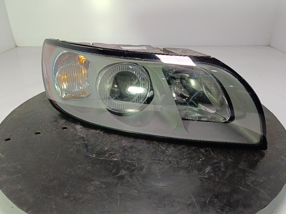 фара правая Volvo V50 1 поколение 2005, цвет - фото №1