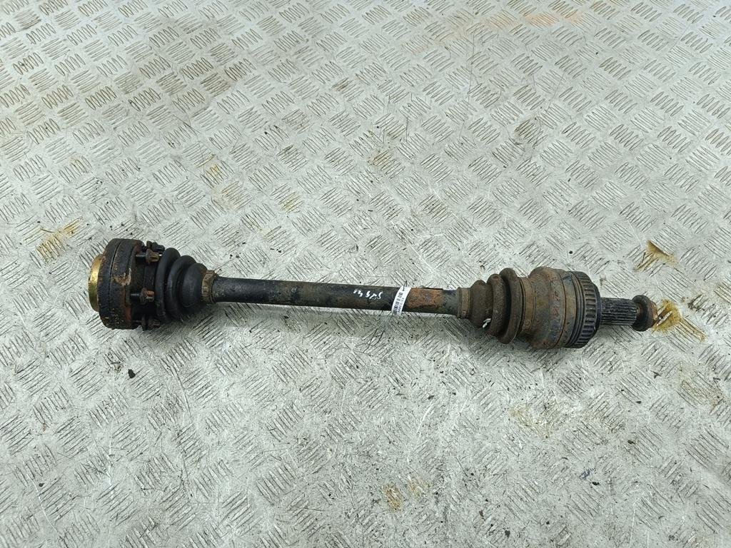 полуось задняя (приводной вал, ШРУС) BMW 3 E36 1997, 1.6 л., бензин, МКПП, чёрный, хетчбэк 3 дв.