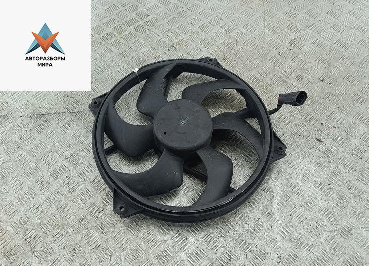 вентилятор радиатора Peugeot 307 1 поколение 2002, 1.6 л., бензин, МКПП, синий, хетчбэк 3 дв. - фото №1