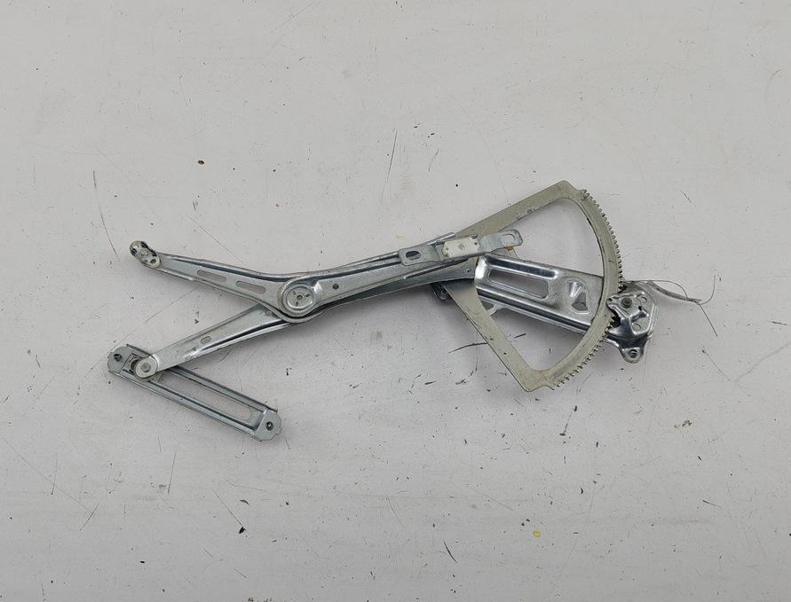 стеклоподъемник передний правый Opel Astra G 2002, 1.6 л., бензин, МКПП, белый, универсал, 90521870 - фото №1