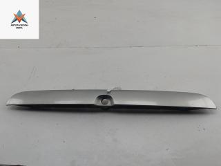 накладка подсветки номера Opel Zafira 1 поколение (A) 2002, 2.2 л., бензин, МКПП, серый, седан, 90579631