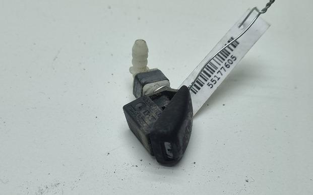 форсунка омывателя лобового стекла Skoda Roomster 2008, 1.9 л., дизель, МКПП, синий, универсал, 5J0955985