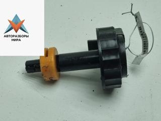 Крышка бачка тормозной жидкости Volkswagen Caddy 3 поколение 2007, 1.4 л., бензин, МКПП, красный, фургон, 1K1611349C