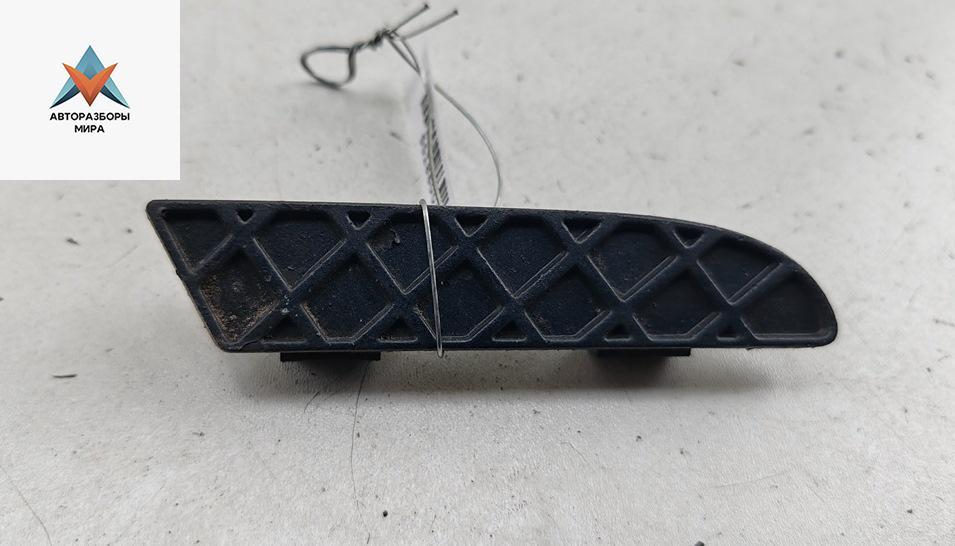 заглушка (решетка) в бампер Ford S-Max 1 поколение 2009, 2.2 л., дизель, МКПП, синий, минивэн, 6M21R7081HA - фото №1