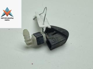 форсунка омывателя лобового стекла Skoda Roomster 1 поколение 2008, 1.9 л., дизель, МКПП, синий, фургон, 5J0955985