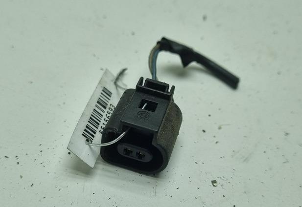 разъем (фишка) проводки Volkswagen Golf-4 2002, 1.4 л., бензин, МКПП, чёрный, хетчбэк 5 дв., 1J0973702