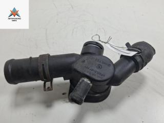 фланец (тройник) системы охлаждения Audi A3 8L 1997, 1.6 л., бензин, МКПП, чёрный, хетчбэк 3 дв., 06A121133D