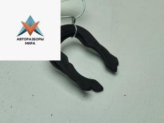 кронштейн (крепление) Volkswagen Golf 4 поколение 2002, 1.4 л., бензин, МКПП, чёрный, хетчбэк 5 дв., 032121142