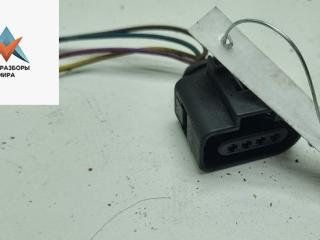 разъем (фишка) проводки Volkswagen Golf 4 поколение 2002, 1.4 л., бензин, МКПП, чёрный, хетчбэк 5 дв., 1J0973704