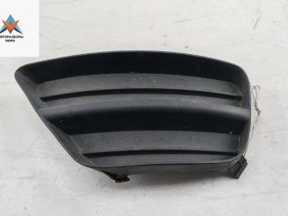 заглушка (решетка) в бампер Ford Focus 1 поколение [рестайлинг] 2003, 1.6 л., i, бензин, МКПП, синий, хетчбэк 3 дв., 2M5119953A