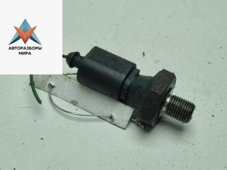 датчик давления масла Volkswagen Golf 4 поколение 2002, 1.4 л., бензин, МКПП, чёрный, хетчбэк 5 дв.