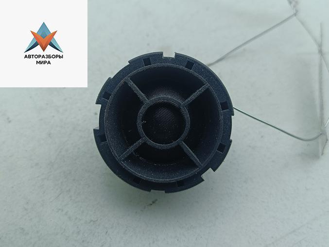 динамик высокочастотный (пищалка) Ford Focus 2 поколение 2006, 1.4 л., бензин, МКПП, серый, универсал, 3M5T18808BD - фото №1