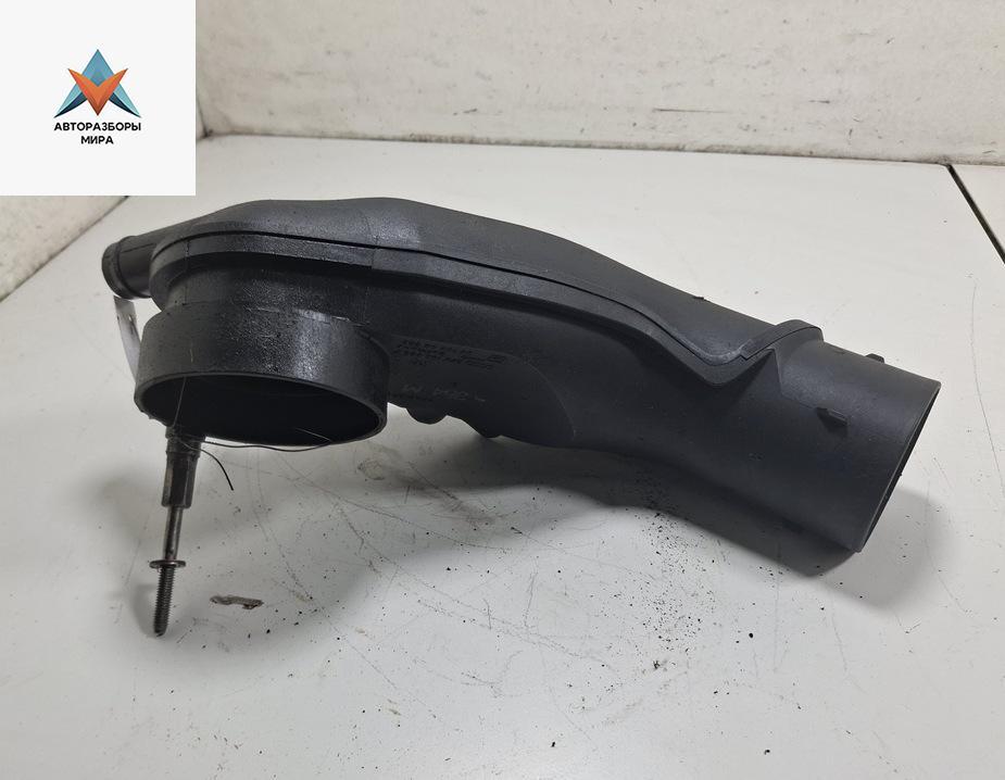 воздуховод Audi A6 4B/C5 1999, 2.4 л., бензин, АКПП, чёрный, универсал, 078133356F - фото №1