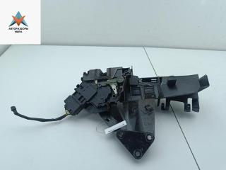 замок двери передней левой Ford Focus 2 поколение 2005, 1.6 л., дизель, МКПП, чёрный, универсал, 3M5AR21813EP