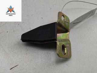 ответная часть (скоба) замка двери Volkswagen Transporter T4 2001, 2.5 л., дизель, МКПП, белый, микроавтобус, 701829734