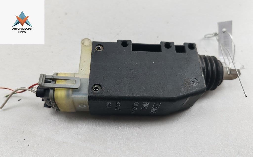 Активатор (привод) замка двери сдвижной Ford Transit 6 поколение 2005, 2.0 л., дизель, МКПП, красный, микроавтобус, YC1514B287AA - фото №1