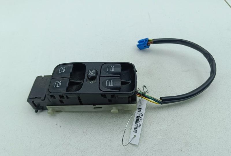 блок управления стеклоподъемниками Mercedes-Benz C W203 2003, 2.2 л., дизель, МКПП, серый, универсал, 2038210479
