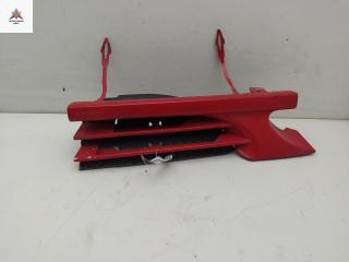 заглушка (решетка) в бампер Mercedes-Benz C-Класс W202/S202 [рестайлинг] 1999, 2.2 л., дизель, МКПП, красный, универсал, 2028800605