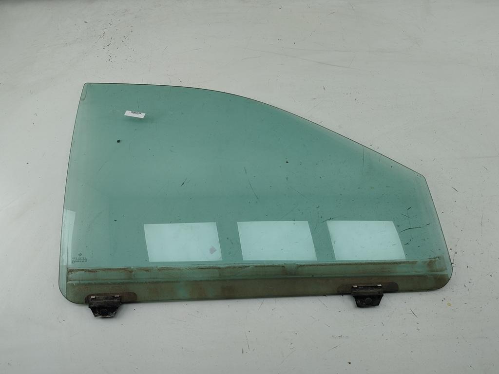 стекло двери передней правой Chrysler Voyager 2001, 2.4 л., бензин, МКПП, серый, минивэн, 43R00049
