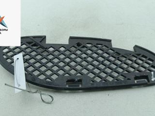 заглушка (решетка) в бампер Mercedes-Benz C-Класс W202/S202 [рестайлинг] 1999, 2.2 л., дизель, МКПП, красный, универсал, 2028851123