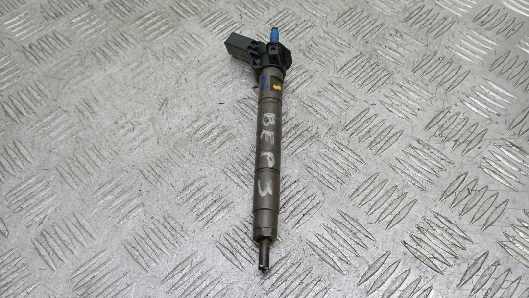 форсунка Hyundai Santa Fe 3 поколение (DM) 2013, 2.2 л., дизель, АКПП, внедорожник 5 дв., 0986435420 - фото №1