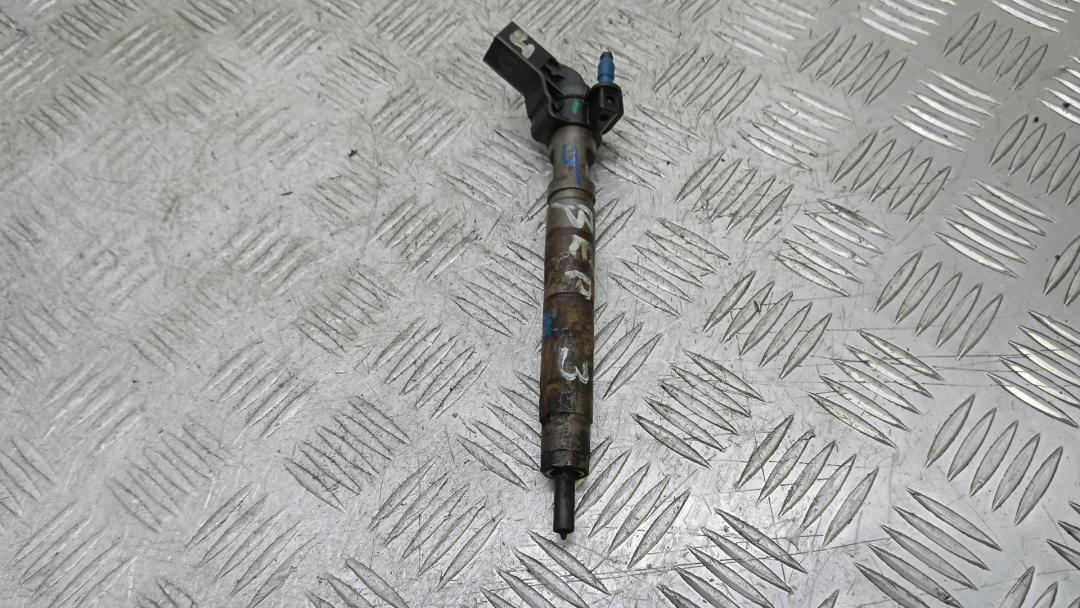 форсунка Hyundai Santa Fe 3 поколение (DM) 2013, 2.2 л., дизель, АКПП, внедорожник 5 дв., 0986435420 - фото №1