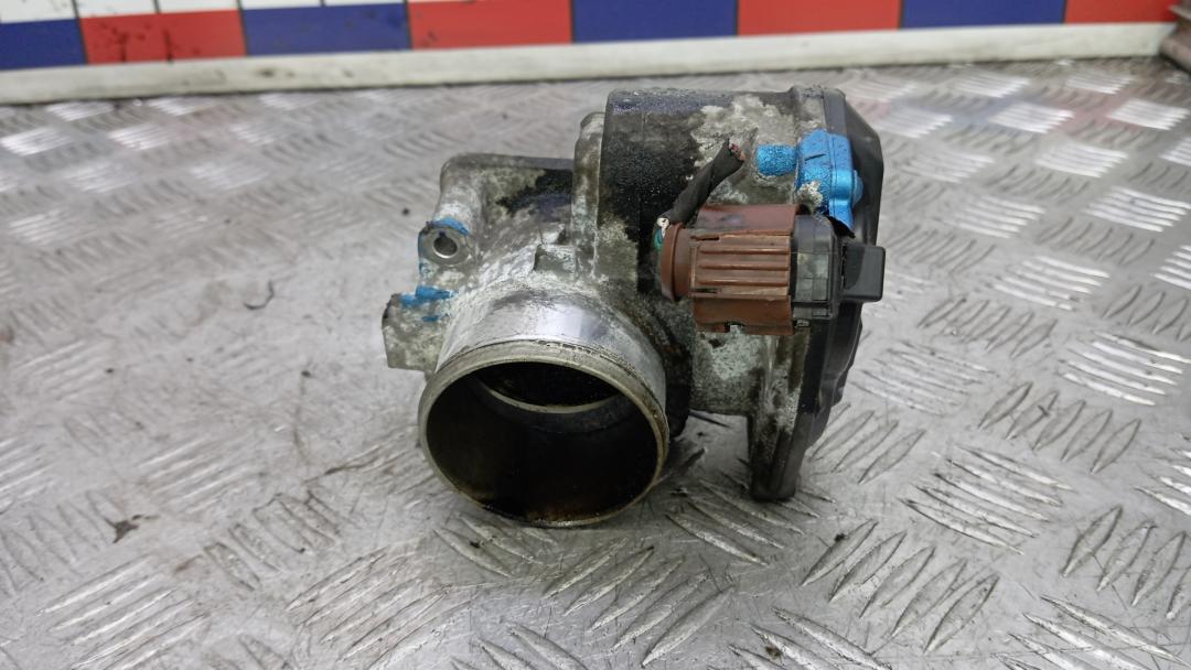 заслонка дроссельная Hyundai Santa Fe 3 поколение (DM) 2013, 2.2 л., дизель, АКПП, внедорожник 5 дв., 35100-2F100 - фото №1