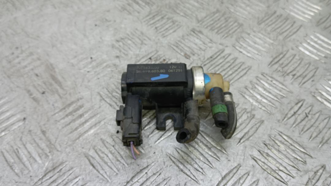 клапан управления турбиной (актуатор) Peugeot 407 1 поколение 2007, 2.0 л., HDi, дизель, МКПП, седан, 70163300, 9661960380 - фото №1