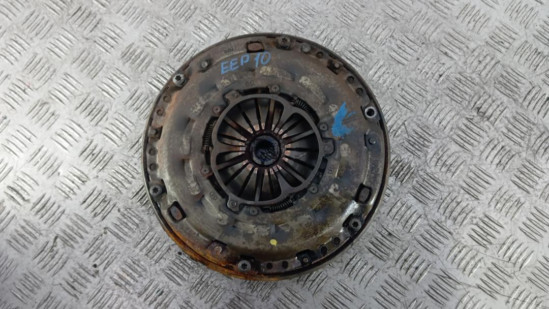 маховик Peugeot 407 1 поколение 2007, 2.0 л., HDi, дизель, МКПП, седан - фото №1