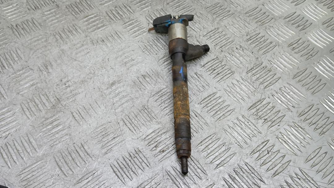 форсунка Opel Zafira 3 поколение (C) 2015, 1.6 л., дизель, МКПП, минивэн, 55570012 - фото №1